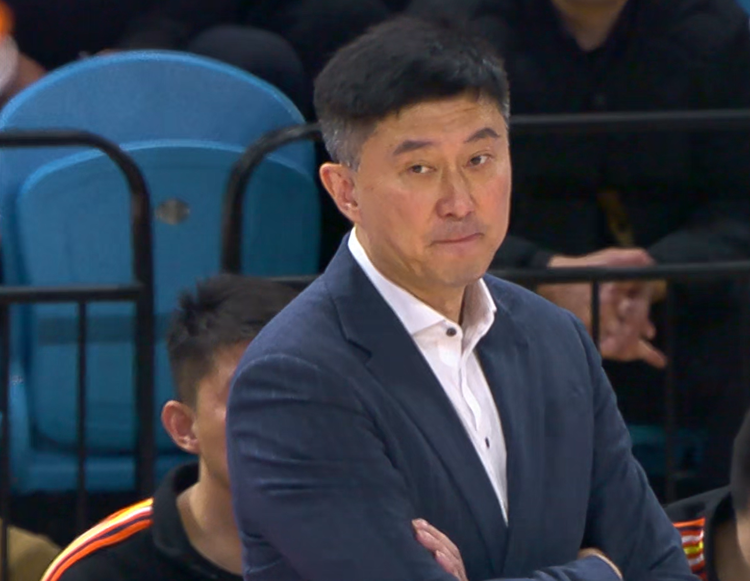 Xingkong Sports-广东队赢吉林21分！杜锋笑不起来，2米11内线悍将意外受伤