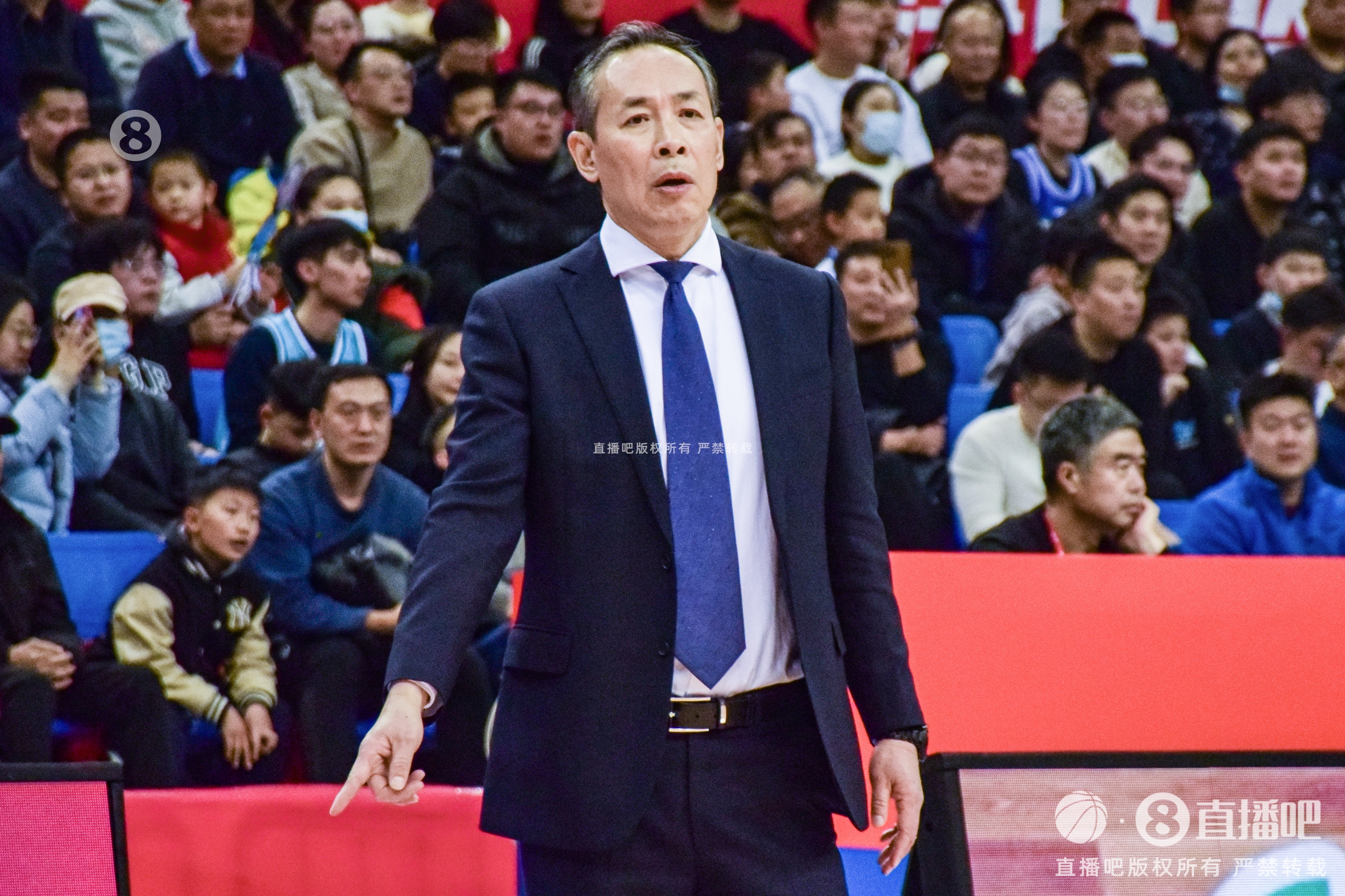 星空体育官网-许利民：我们也想升级找一个更好的外援 但还得看实际情况